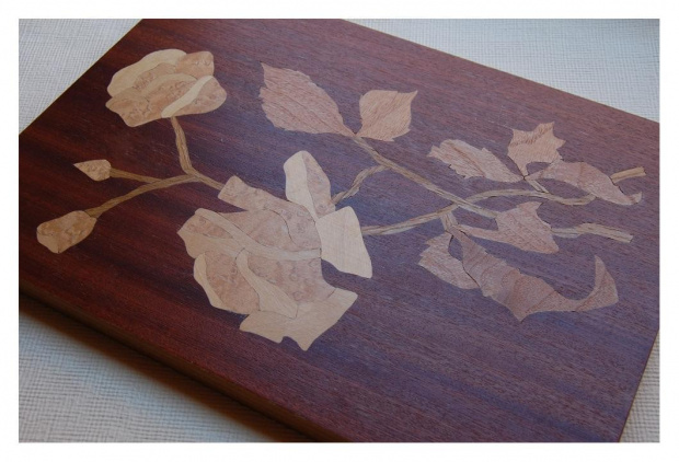 Wild Roses - intarsja z forniru na płycie meblowej - różne rodzaje drewna - 100% hand made