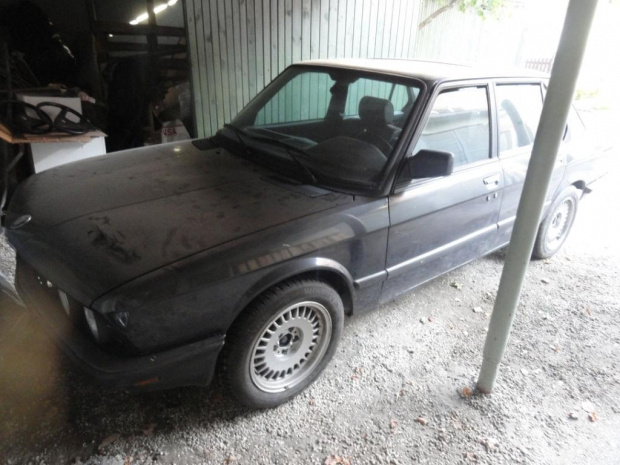 e28