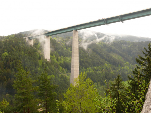 Europabrücke - most w ciągu autostrady A13 w Austrii. #Alpy #Stubai