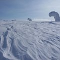 W Szklarskiej Porębie Śniegolepy,lepili figury ze śniegu,natura postanowiła się włączyć do konkursu i moim zdaniem wygrała ;)) #góry #Karkonosze #szadż #Szrenica #zima