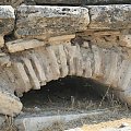 Hierapolis, Nekropola północna - chorzy tak licznie przybywający do leczniczych źródeł Pamukkale nie zawsze wracali do domów po odbytej kuracji... Jeden z największych cmentarzy Anatolii