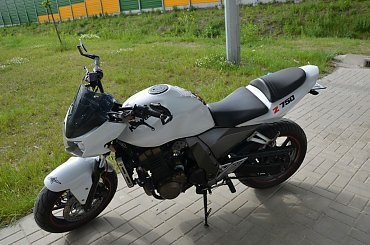 #Kawasaki #KawasakiZ750 #Z750