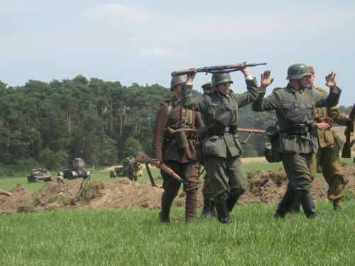 Podrzecze 17-19 VII, ZLOT GRUP REKONSTRUKCJI HISTORYCZNEJ I HISTORYCZNYCH POJAZDÓW WOJSKOWYCH