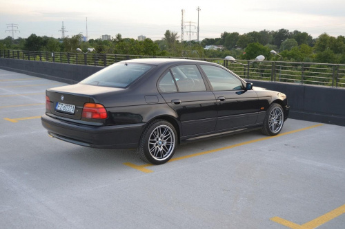 e39 523i