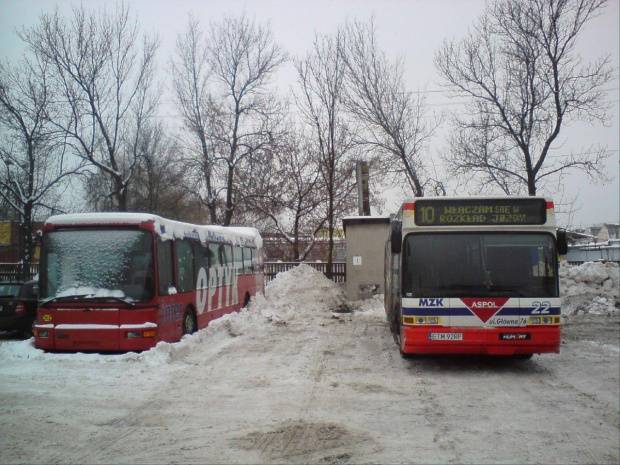 "Żywiec" i 22 w śnieżnej scenerii zajezdni. #DAB #MZK #Tomaszów
