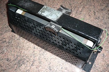 #elektronika #przekaźnik #stare #tęć #bezpiecznik #przetwornica #miernik #elektromagnetyczny #licznik #ebonit #transformator #pracownia #laboratorium #hobby #kondensator #krzysztof09876 #elektroman #electronics