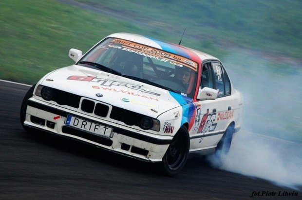fot.Piotr Litwin
www.litwin.getphoto.pl #Drift #Drifting #BMW #E30 #pitter0 #koszalin #toyo #tdc