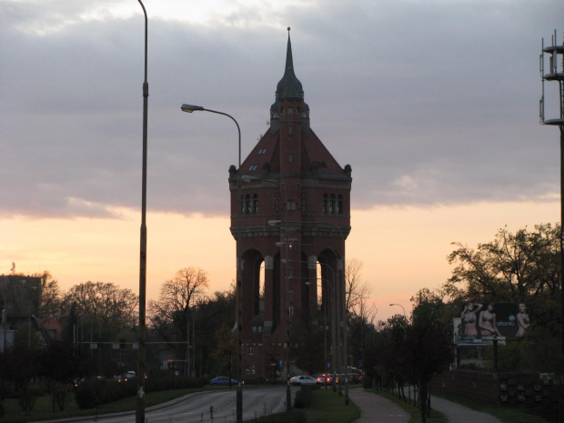 Wieża Ciśnień w pełnej krasie