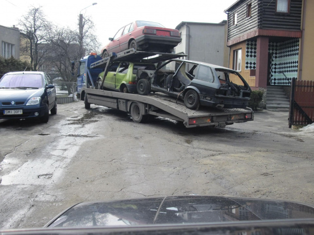 Odbudowa BMW 325 z silnikiem 320