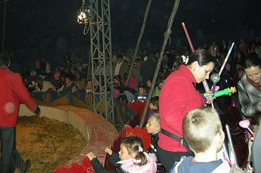 Cyrk Safari-2010. Zapraszamy na www.portalcyrkowy.ubf.pl #cyrk #safari #sezon #clown #rzeszów #występycyrkowe #kmc #portal #cyrkowy #portalcyrkowy #cyrksafari #arena
