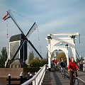 IX.2003 Leiden, Holandia, "Most Rembrandt-a" (Mistrz swiatla, urodzil sie tu niedaleko (Rijn) w wiatraku, a Jego Ojciec byl mlynarzem)