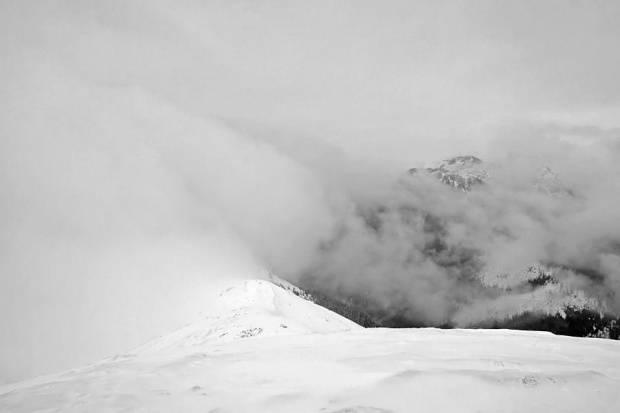 Wkrótce wszystko znikło w gęstych chmurach #góry #tatry