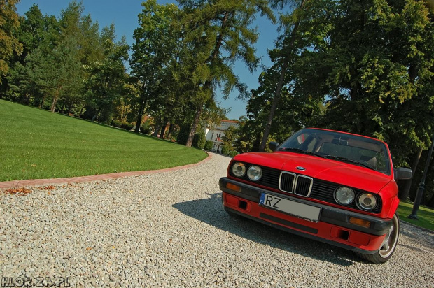 E30