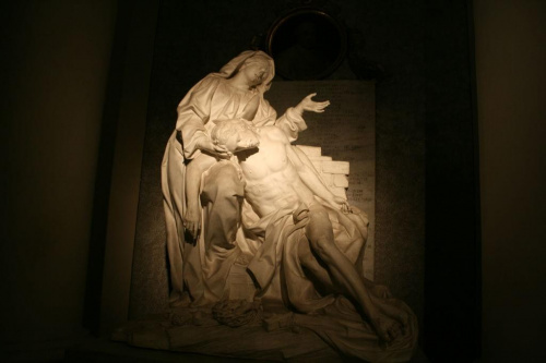 Pieta Michała Anioła w Bazylice św. Jana na Lateranie #bazylika #Rzym