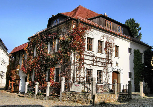 Hotelik w Bautzen #dom #jesień #kolory #Bautzen #hotel #Niemcy #Budziszyn #architektura #rośliny