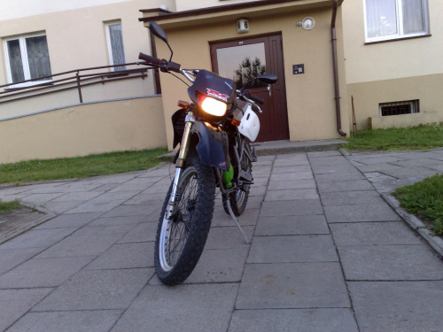 Peugeot Xp6 80cc ; dd